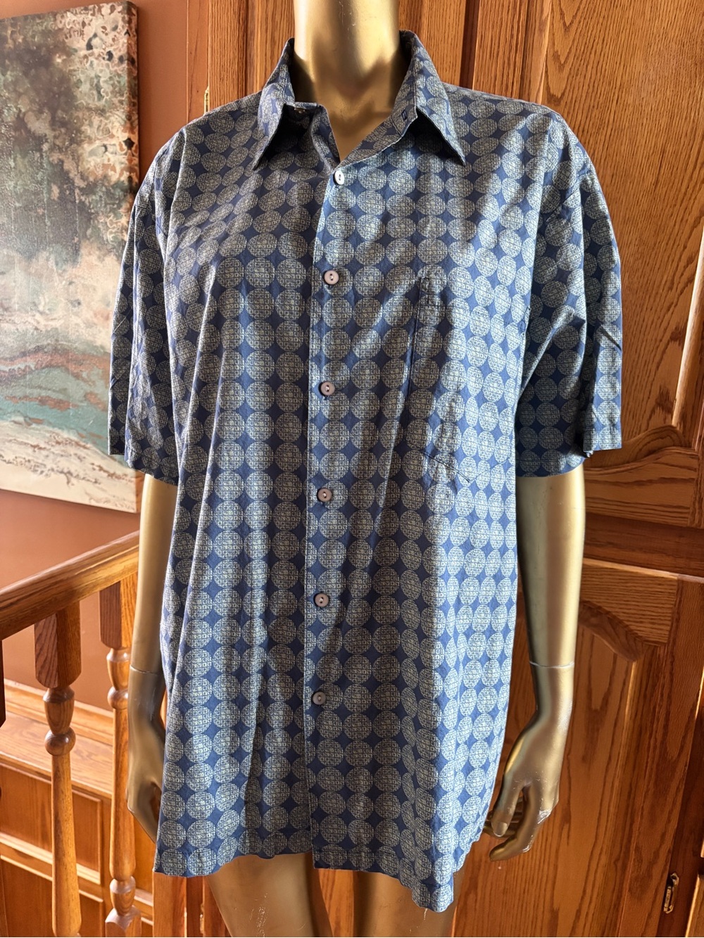 Tori Richard Blue Short-Sleeve Button-Down with Geometric Print